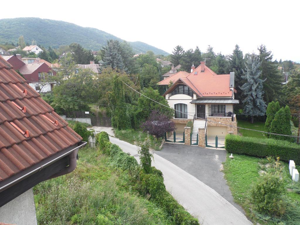 Agi Panzio Obuda Bed & Breakfast Будапеща Екстериор снимка